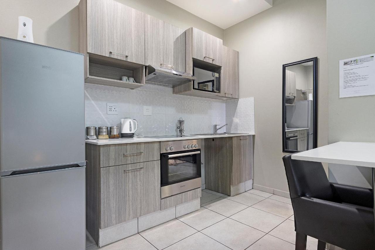 יוהנסבורג Urban Oasis Apartments At The Bolton מראה חיצוני תמונה